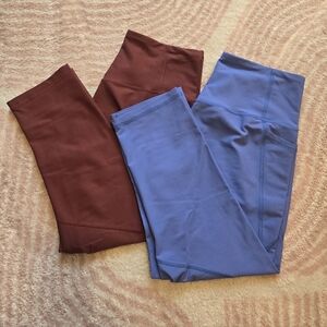 Bundle of Old Navy Powersoft Cropped Leggings | L